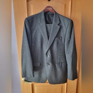 Made in Canada Lauren Ralph Lauren Men's 100% Pure Wool Suit